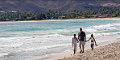 Obamas on beach -2014-01-08-at-8.20.58-AM